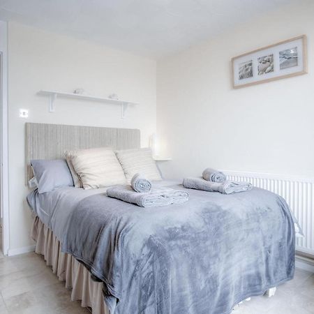 Captains Walk - 4 Bedroom Apartment - Saundersfoot Eksteriør billede