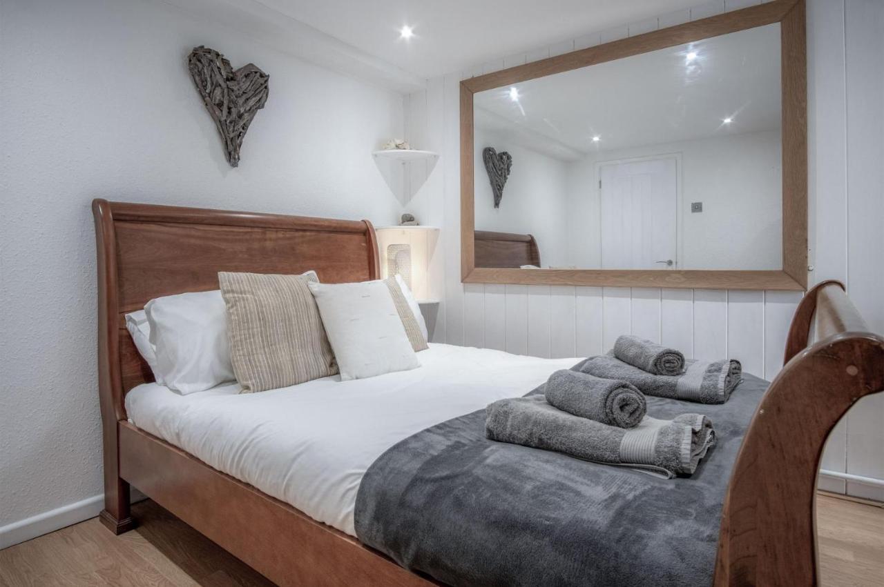 Captains Walk - 4 Bedroom Apartment - Saundersfoot Eksteriør billede