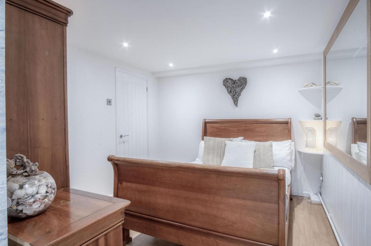 Captains Walk - 4 Bedroom Apartment - Saundersfoot Eksteriør billede