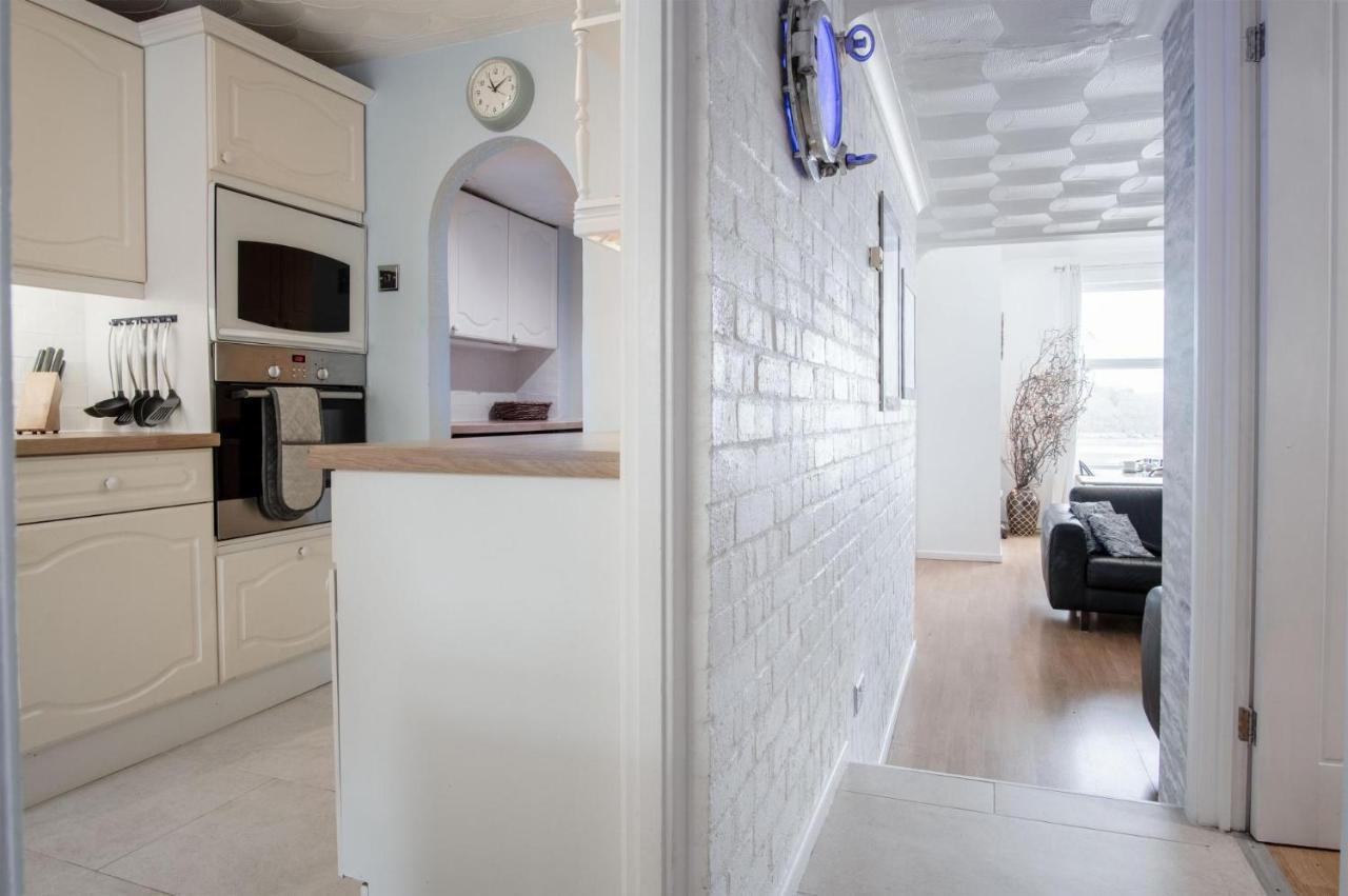 Captains Walk - 4 Bedroom Apartment - Saundersfoot Eksteriør billede