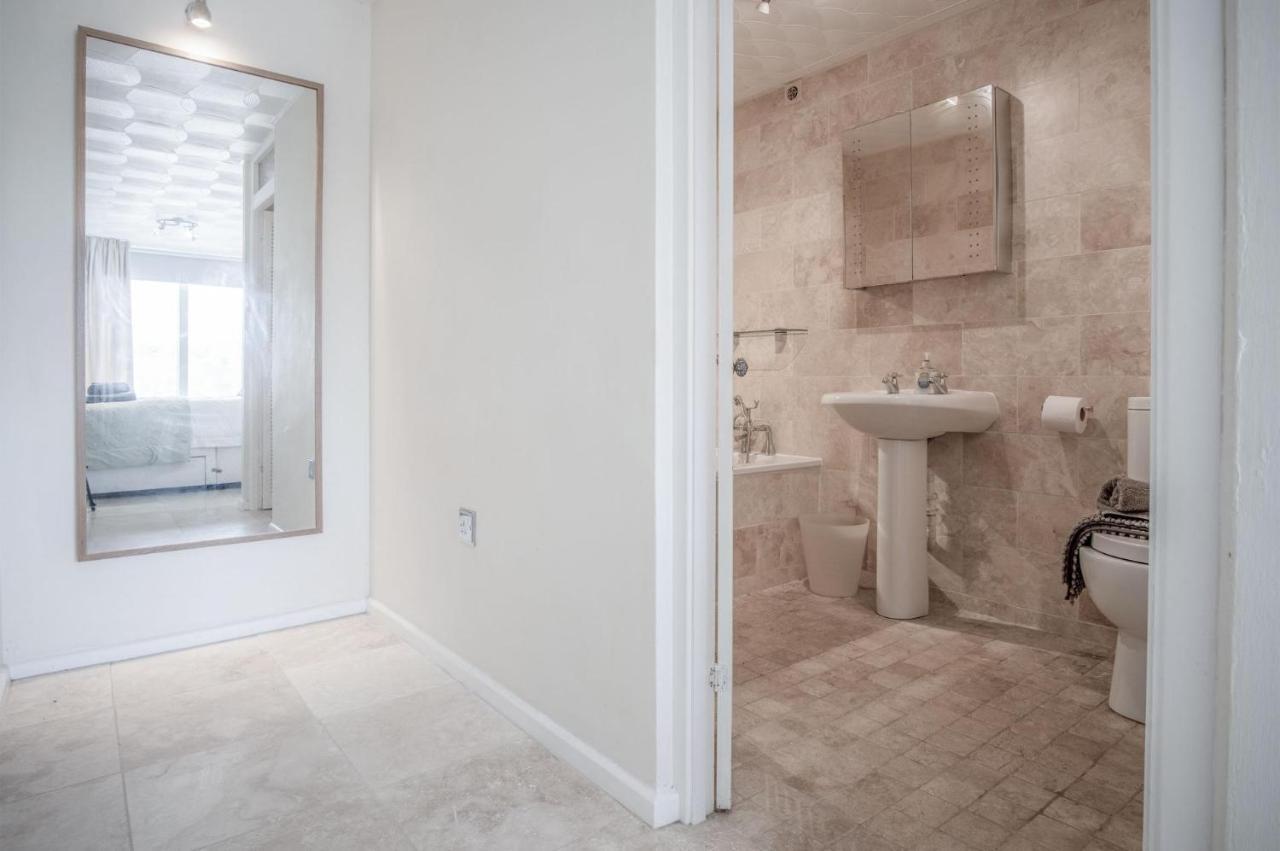 Captains Walk - 4 Bedroom Apartment - Saundersfoot Eksteriør billede