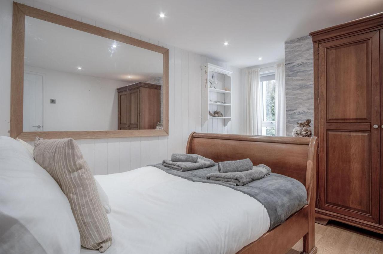Captains Walk - 4 Bedroom Apartment - Saundersfoot Eksteriør billede