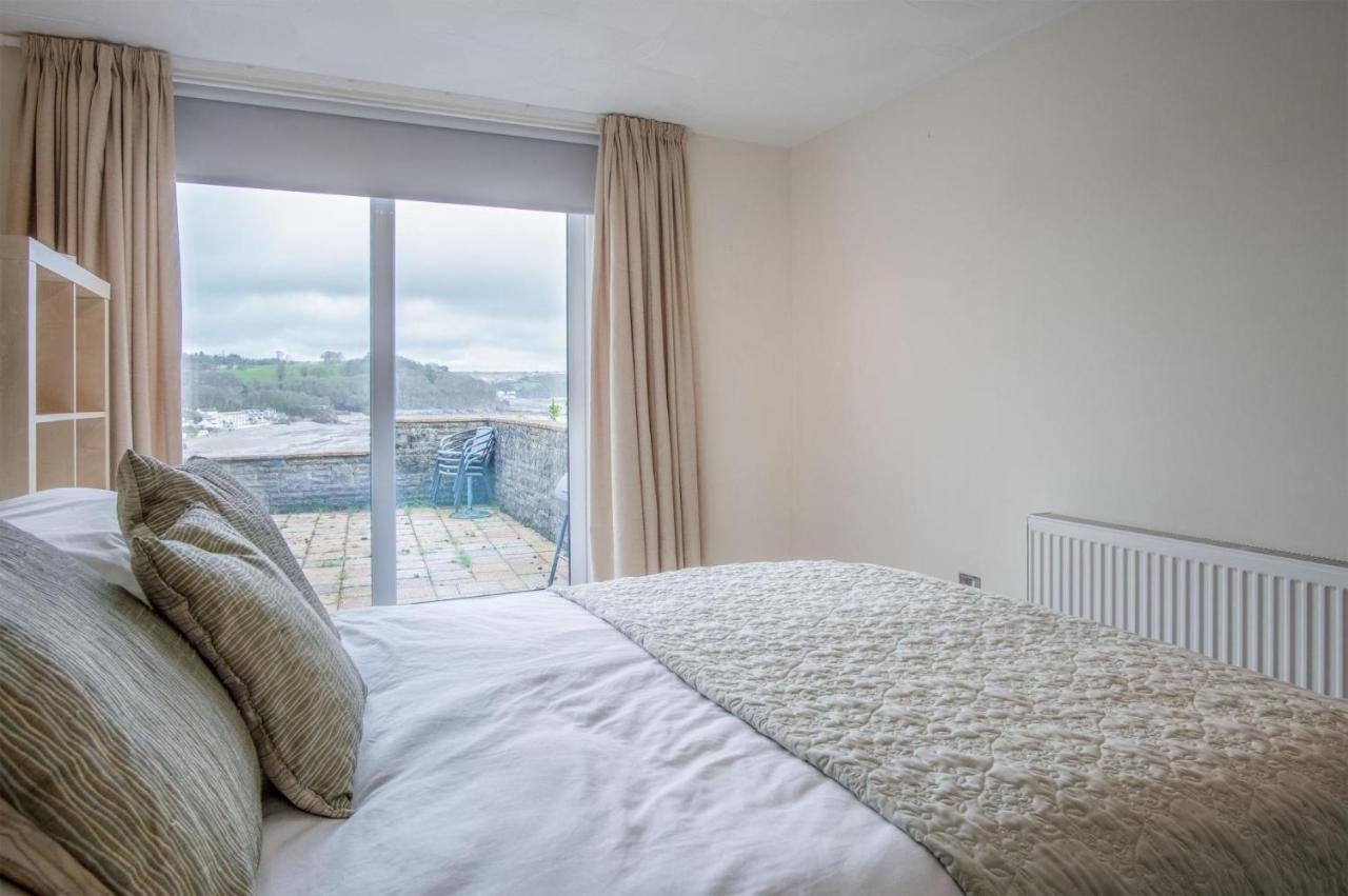 Captains Walk - 4 Bedroom Apartment - Saundersfoot Eksteriør billede