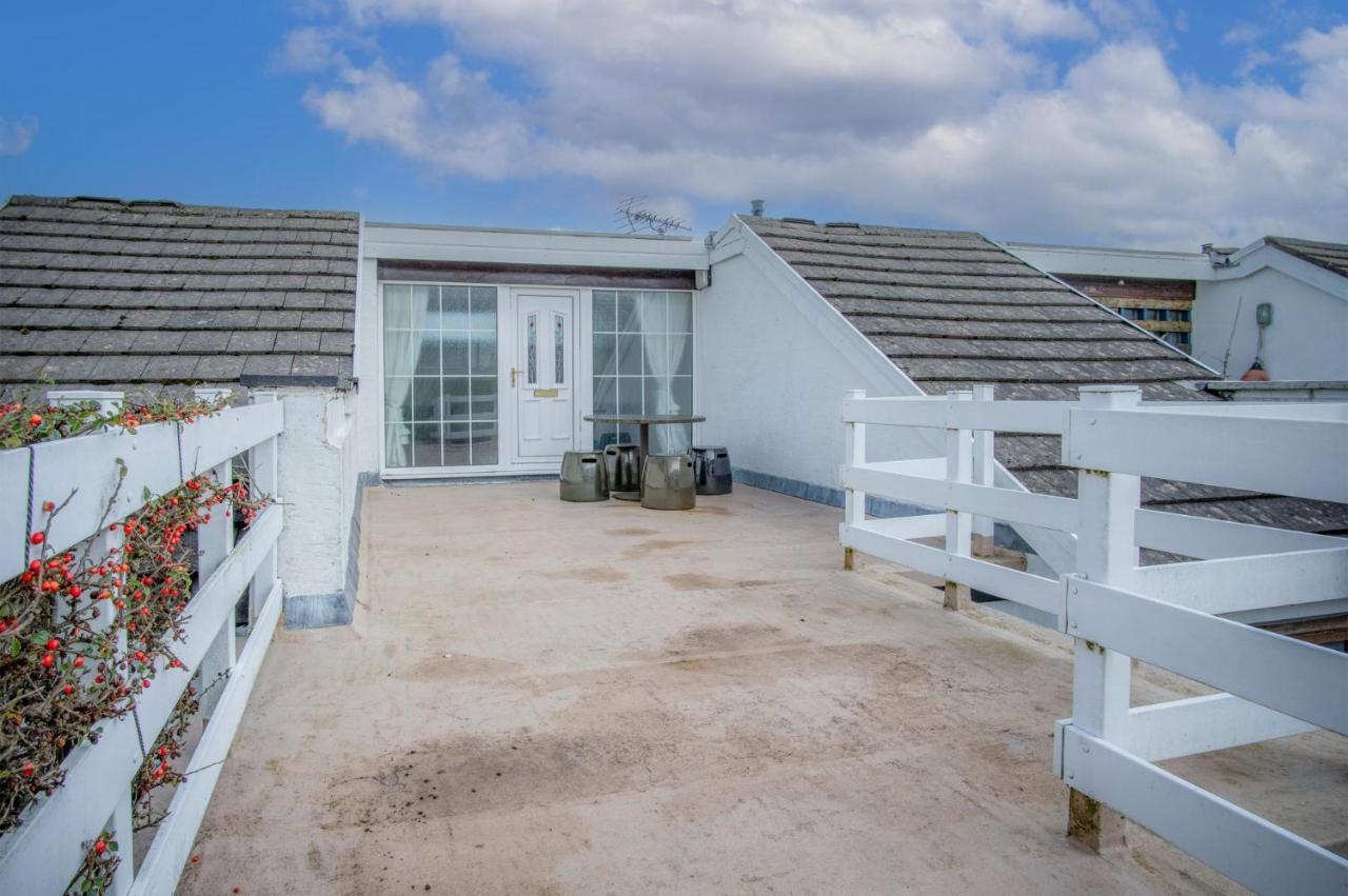 Captains Walk - 4 Bedroom Apartment - Saundersfoot Eksteriør billede
